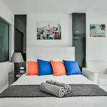 City Center Residence 7B